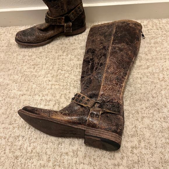 Frye 'Phillip' Cracked Distressed Leather Studded Riding Boot - 8 - Picture 1 of 9